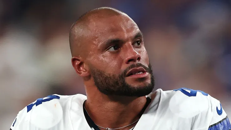 Dak Prescott #4 of the Dallas Cowboys at MetLife Stadium.