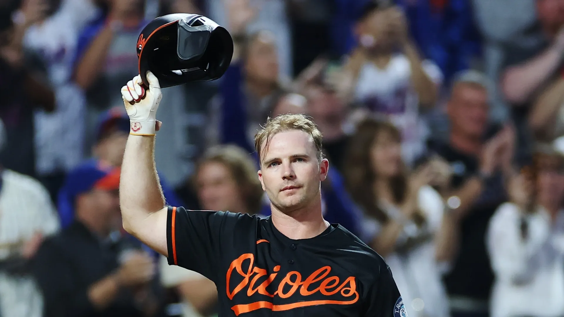 First baseman Pete Alonso #25 of the Baltimore Orioles acknowledges the crowd in his first at-bat during the first inning against the New York Mets at Citi Field on September 14, 2026 in the Queens borough of New York City.