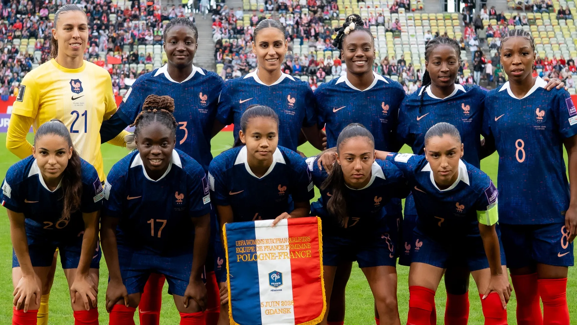 Team of France during the FIFA Women’s World Cup 2027 Qualifier match (Source: Mateusz Slodkowski/Getty Images)
