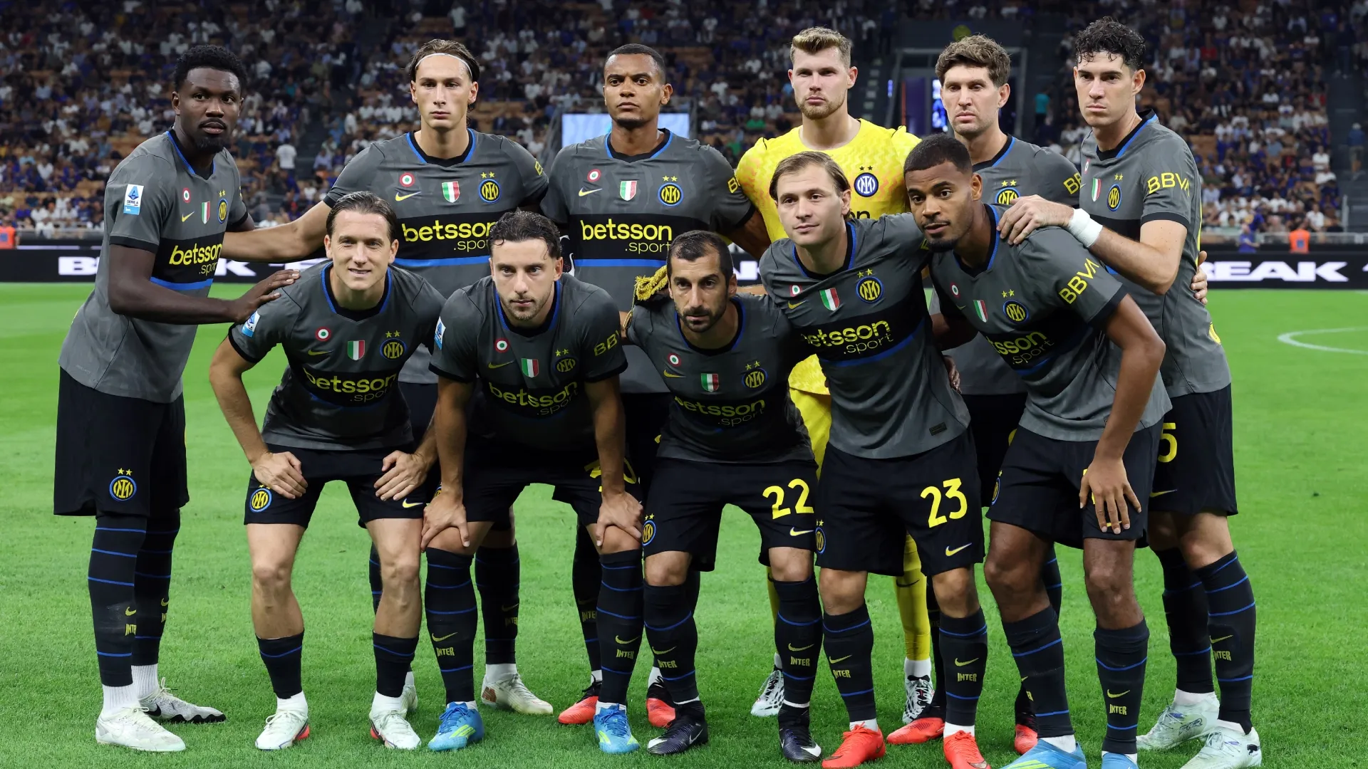 Inter Milan players before the Serie A match (Source: Claudio Villa/Getty Images)