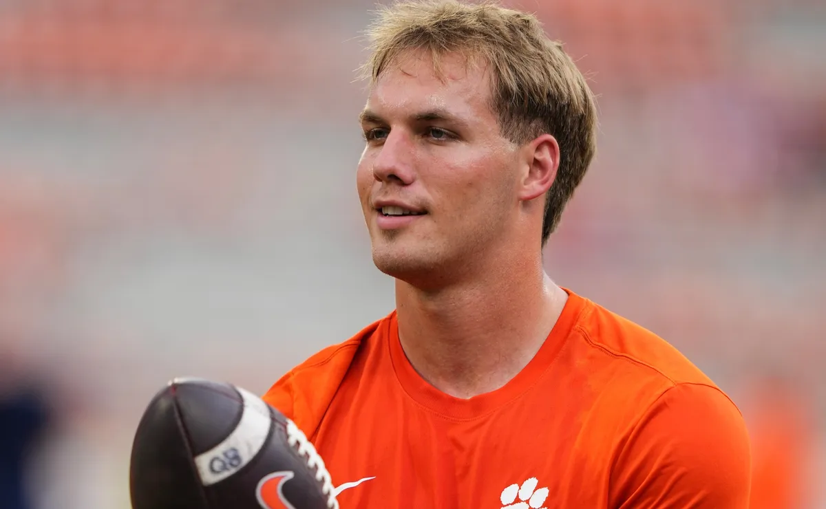 Clemson HC Dabo Swinney praises Tait Reynolds’ resilience, warns rivals about what’s coming