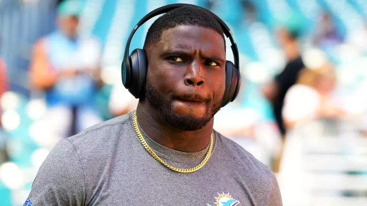 Tyreek Hill wide receiver.