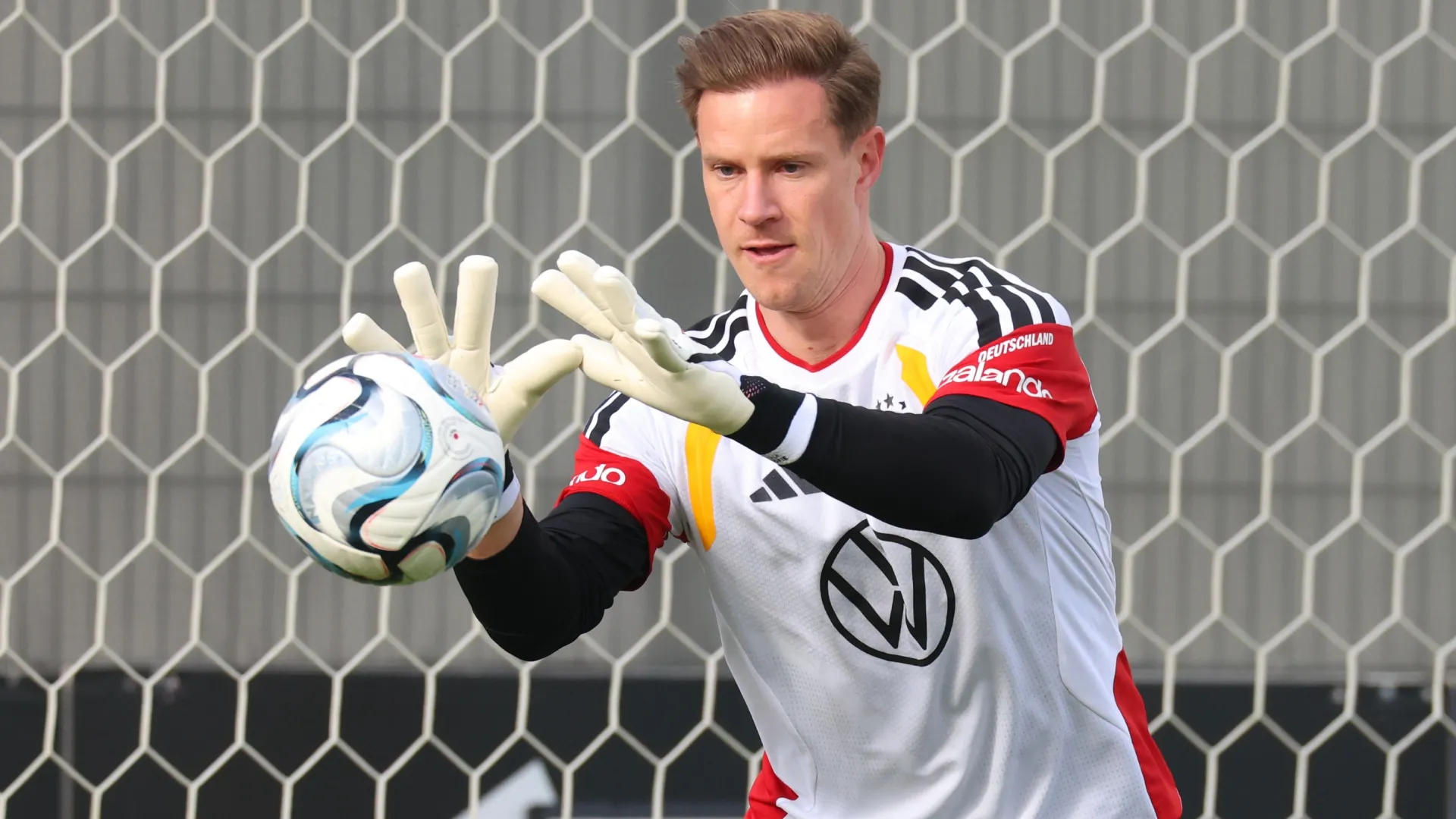 Marc-Andre ter Stegen catches the ball during a Germany training session (Source: Alexander Hassenstein/Getty Images)