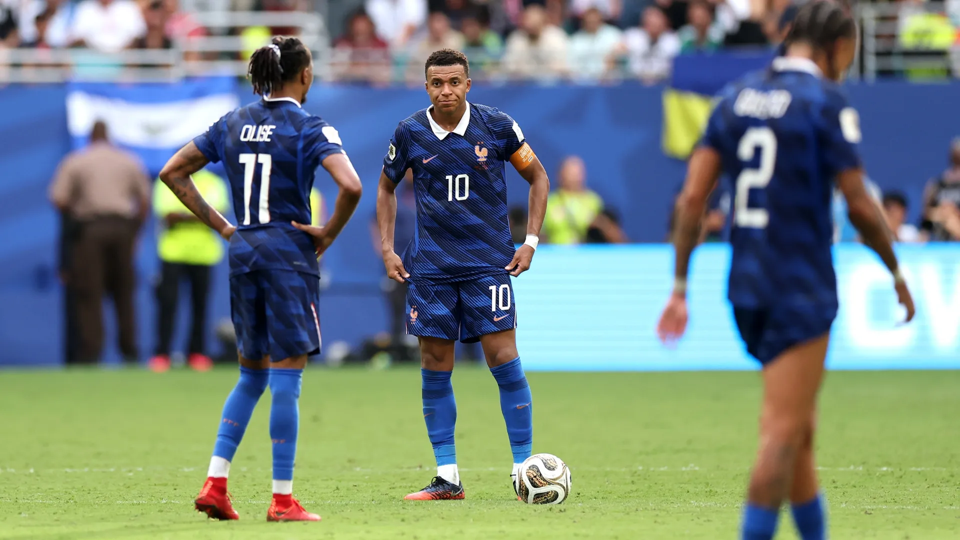 Kylian Mbappe #10 of France and his teammates (Source: Kevin C. Cox/Getty Images)