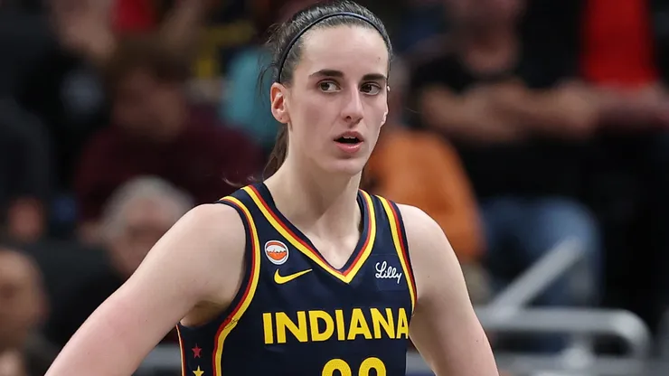 Caitlin Clark #22 of the Indiana Fever against the Minnesota Lynx at Gainbridge Fieldhouse.