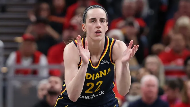 Caitlin Clark #22 of the Indiana Fever against the Minnesota Lynx at Gainbridge Fieldhouse.