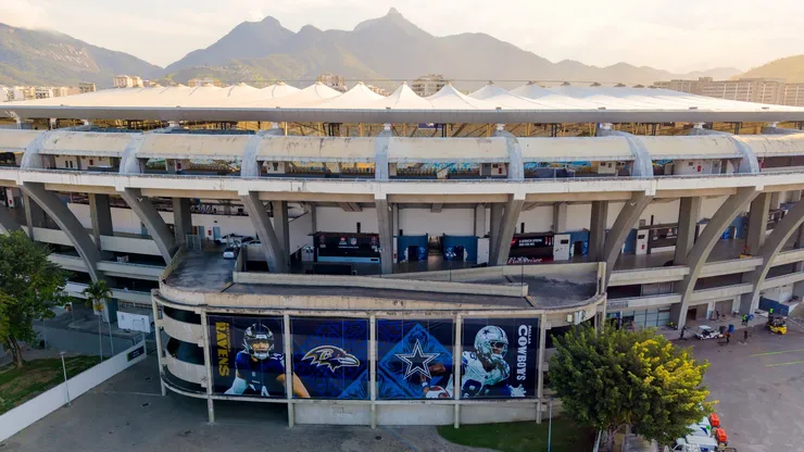 An aerial view of the Maracana Stadium before the NFL Game Baltimore Ravens and Dallas Cowboys