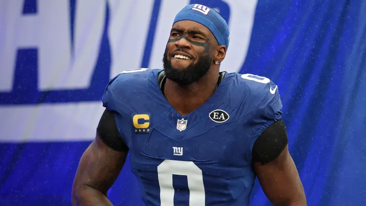 Brian Burns #0 of the New York Giants takes the field prior to the game.