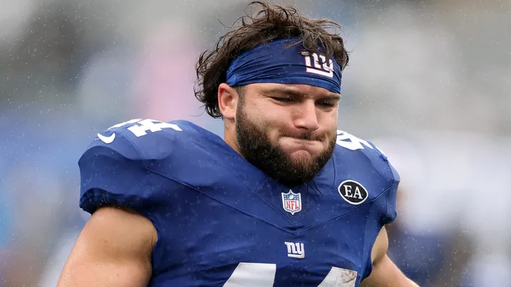 Cam Skattebo #44 of the New York Giants