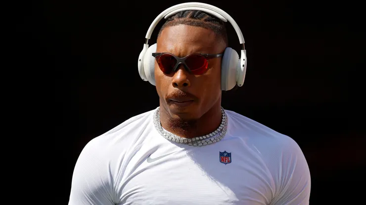 Justin Jefferson #18 of the Minnesota Vikings looks on prior to the game against the Tampa Bay Buccaneers.