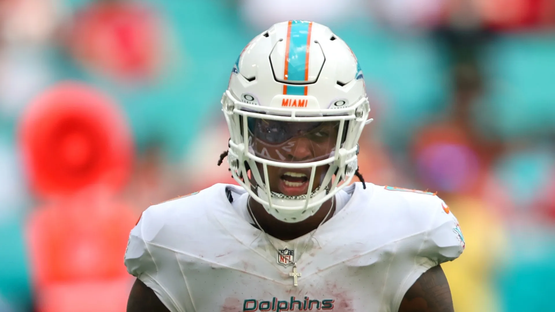 Ollie Gordon of the Dolphins.