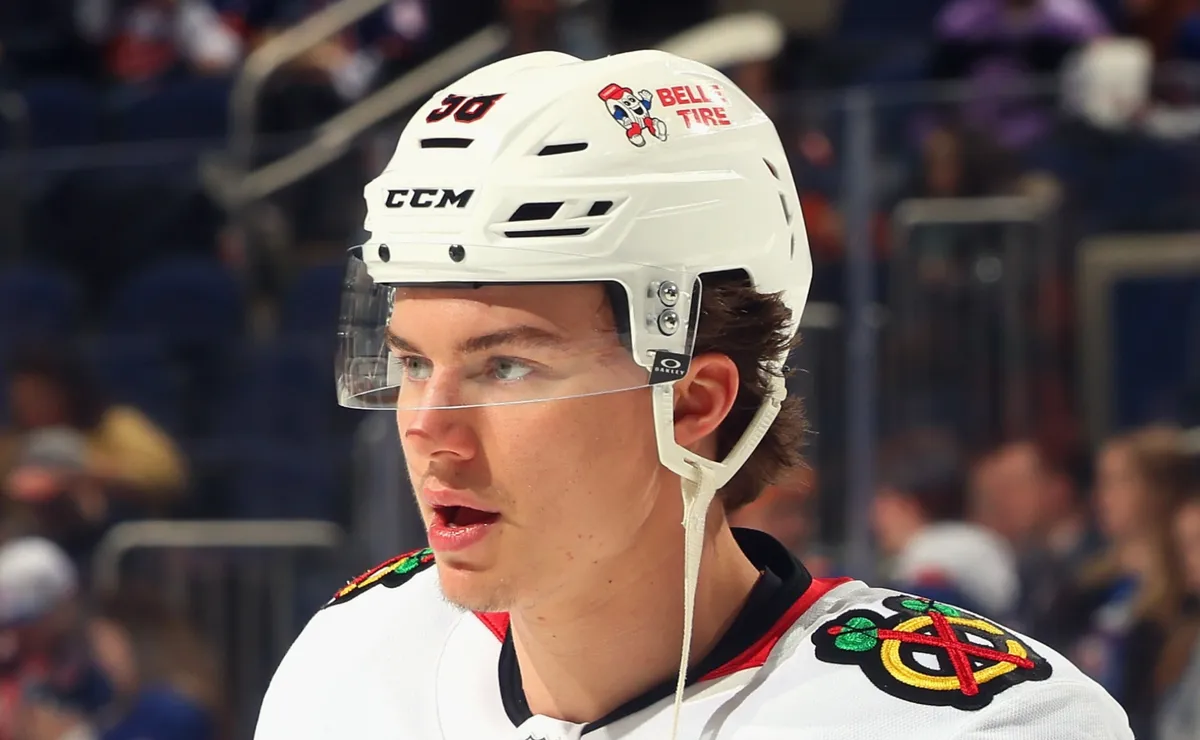 Connor Bedard checks another box in surgery rehab right before Blackhawks home opener