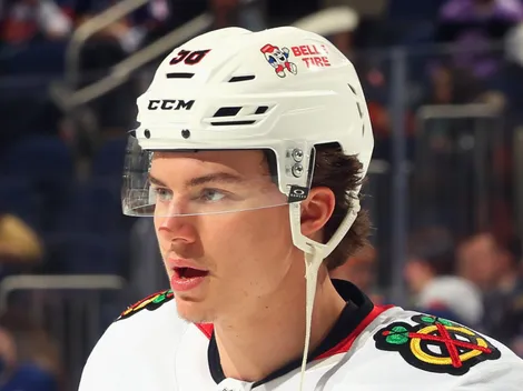 Bedard checks another box in surgery rehab before Blackhawks home opener