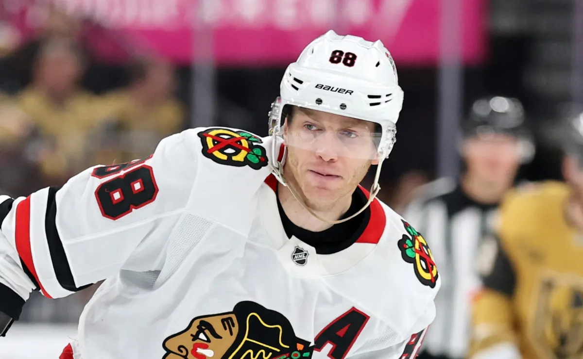 Patrick Kane adds pressure on Blackhawks with Connor Bedard health assessment