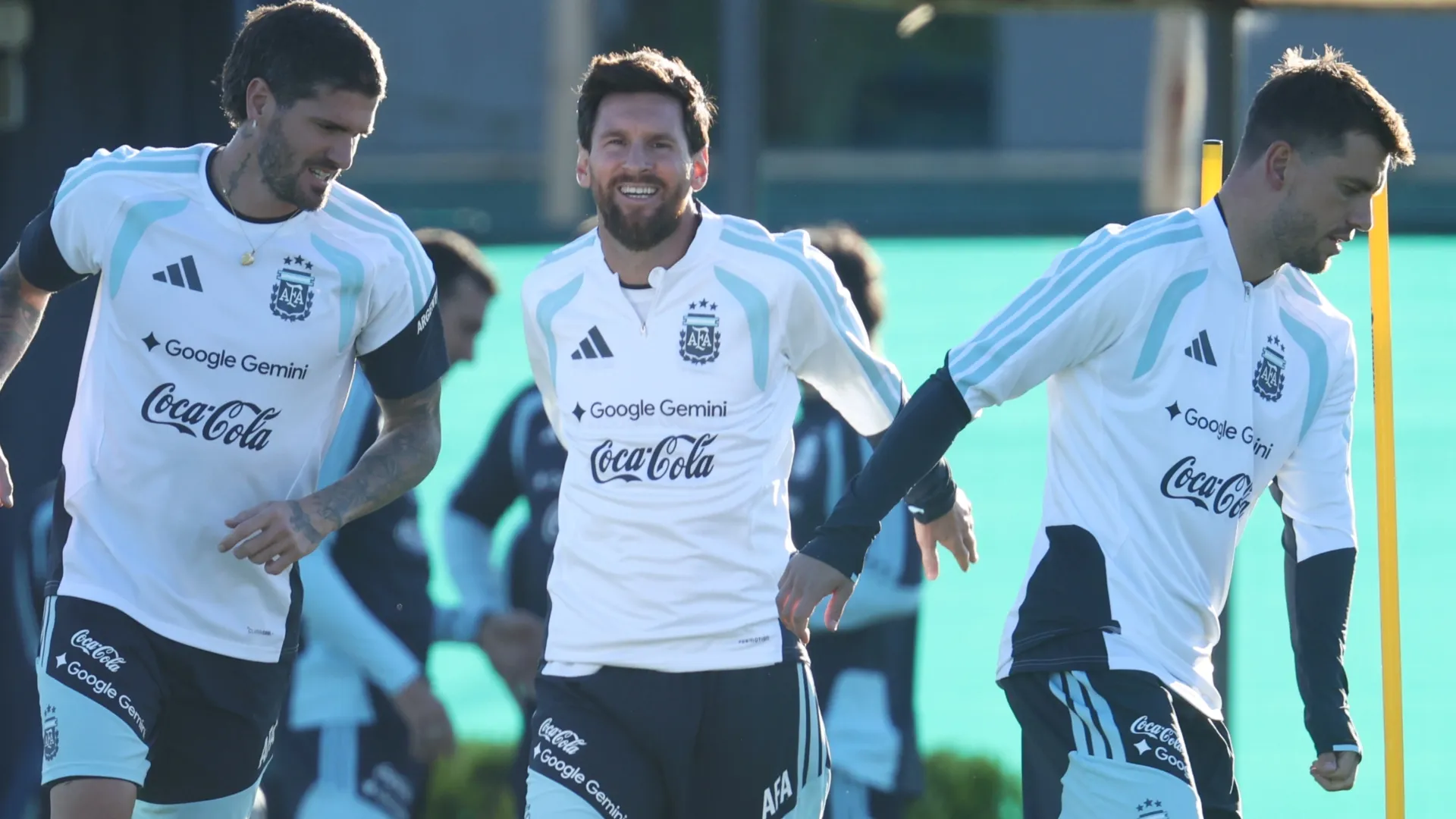 Lionel Messi with teammates Rodrigo De Paul and Giovani Lo Celso (Source: Marcos Brindicci/Getty Images)