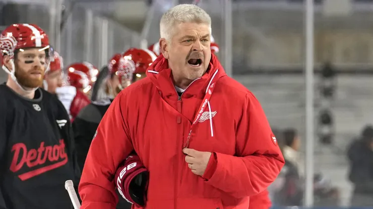 Head coach Todd McLellan of the Detroit Red Wings.