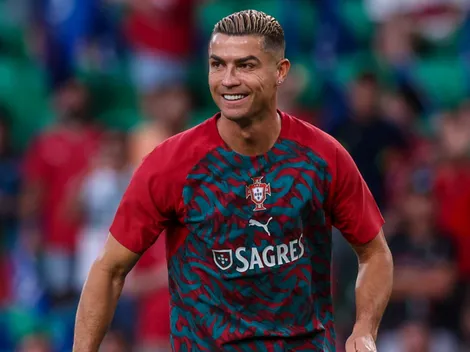 Cristiano Ronaldo shows respect for Lionel Messi