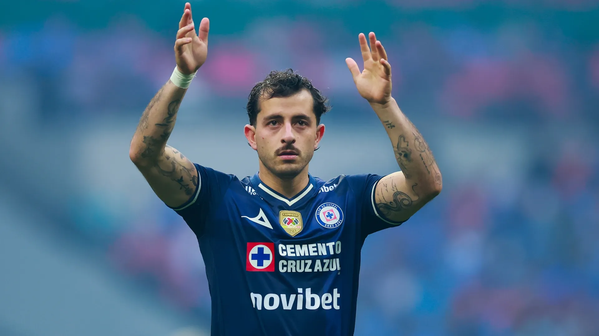 Alan Mozo of Cruz Azul during the Liga MX Torneo Apertura 2026 10th-round match (Source: Hector Vivas/Getty Images)