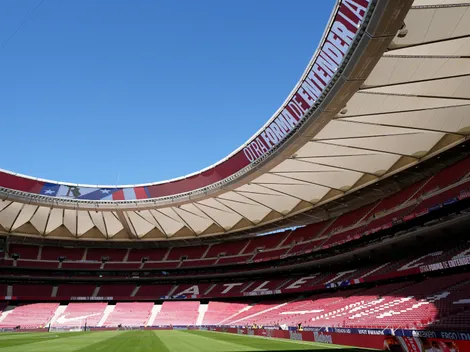 Why is there a minute of silence during Atletico Madrid vs Manchester Utd?