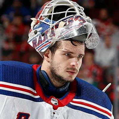 Sullivan, NY Rangers reportedly search for Shesterkin's replacement