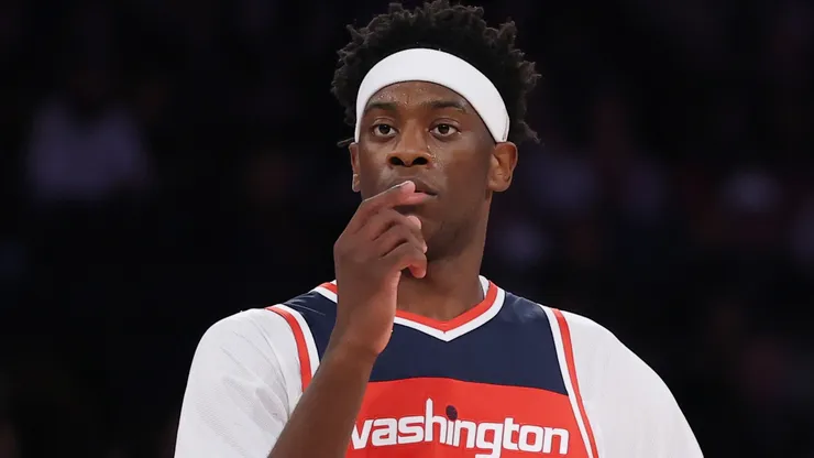 AJ Dybantsa #4 of the Washington Wizards in action against the New York Knicks.