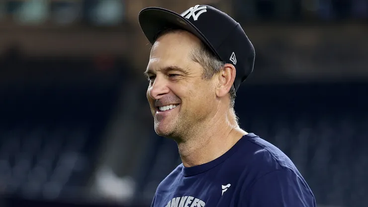 Manager Aaron Boone #17 of the New York Yankees celebrates the win.