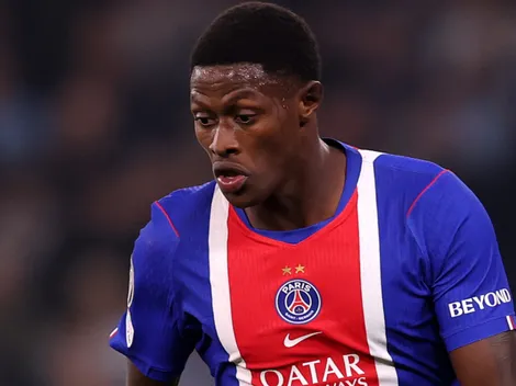 Why is Nuno Mendes not playing today for PSG vs Barcelona?