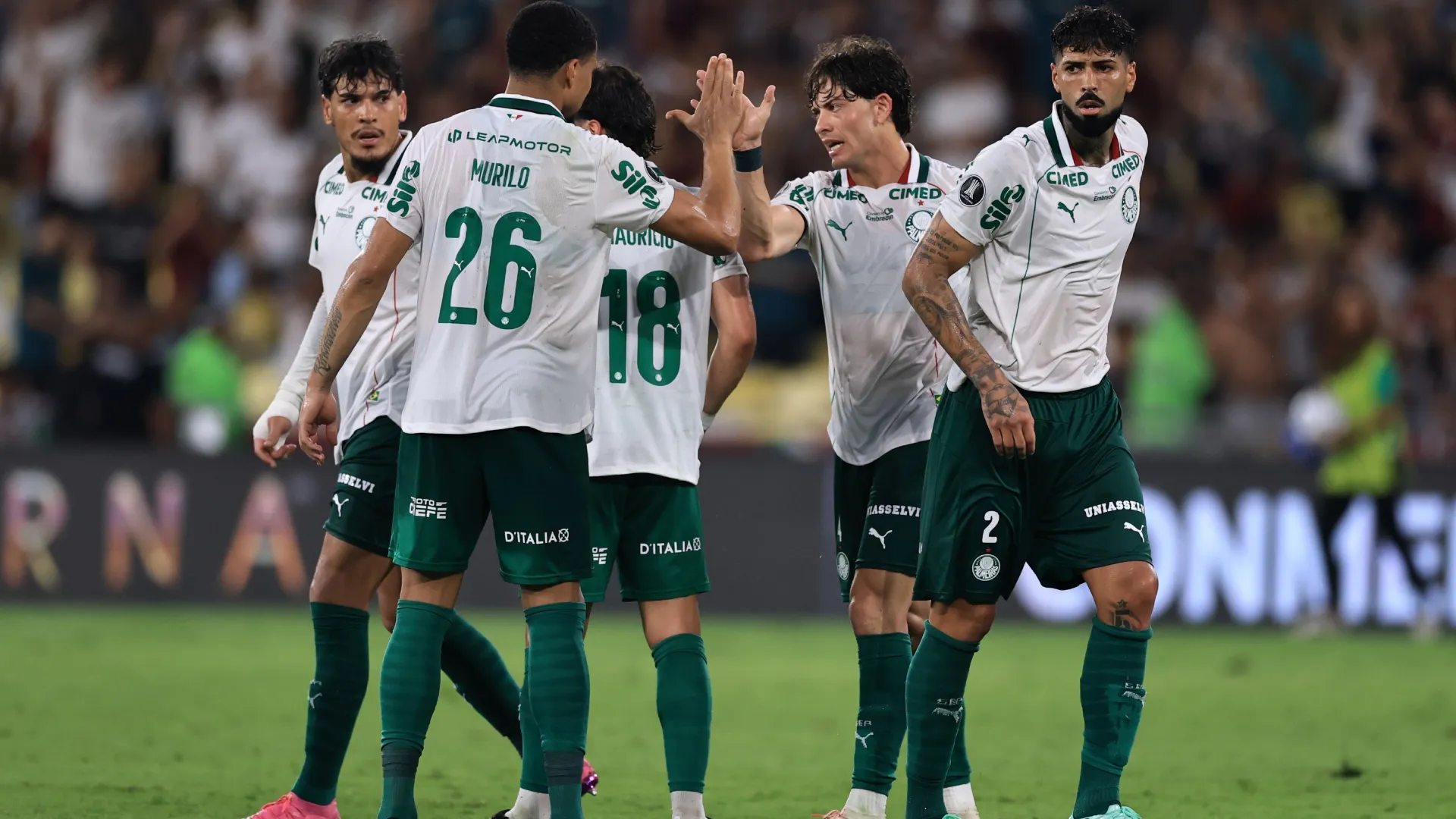 Agustin Giay of Palmeiras and teammates (Source: Buda Mendes/Getty Images)