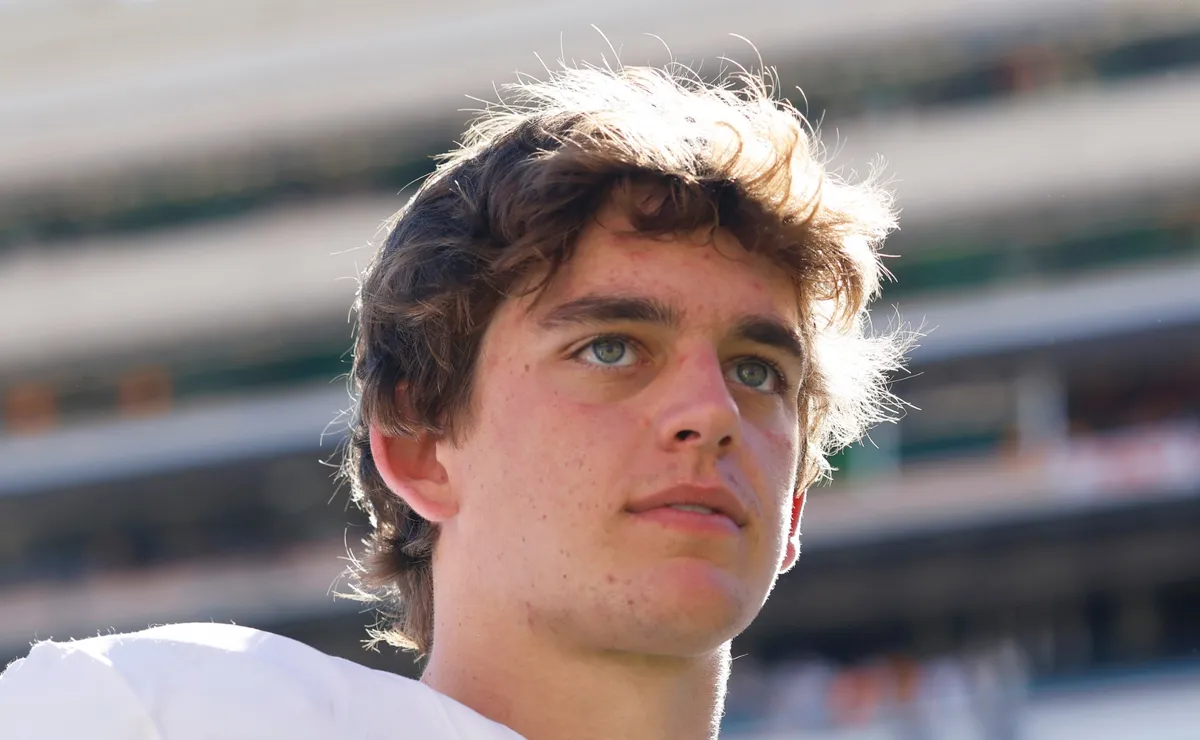 Arch Manning puts Steve Sarkisian, Longhorns on notice as QB1 role is on the line
