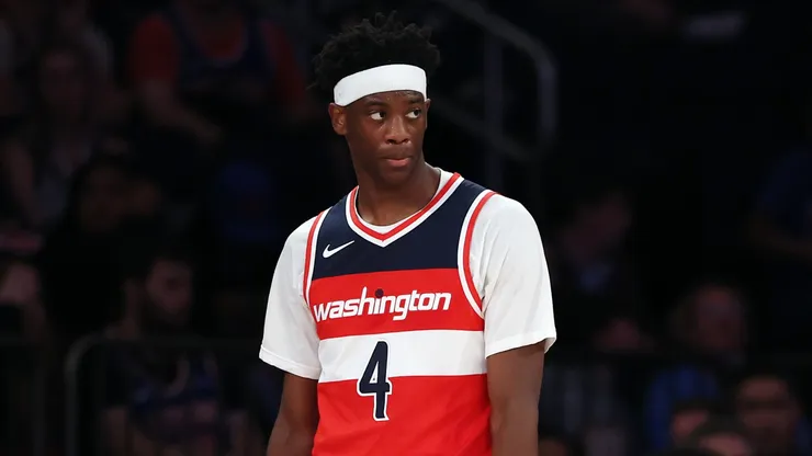 AJ Dybantsa #4 of the Washington Wizards looks on.
