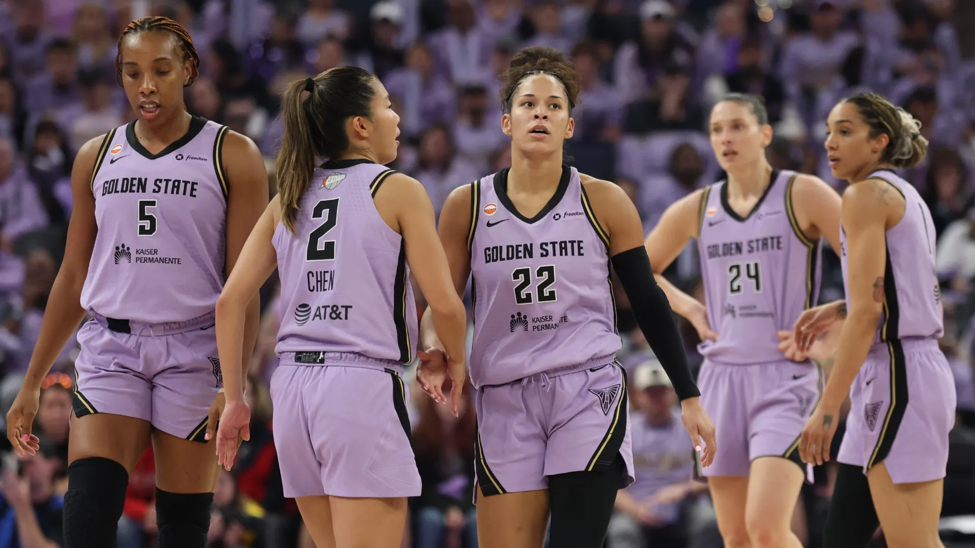 Kayla Thornton, Kaitlyn Chen, Veronica Burton, Cecilia Zandalasini and Gabby Williams of the Valkyries (Source: Ezra Shaw/Getty Images)