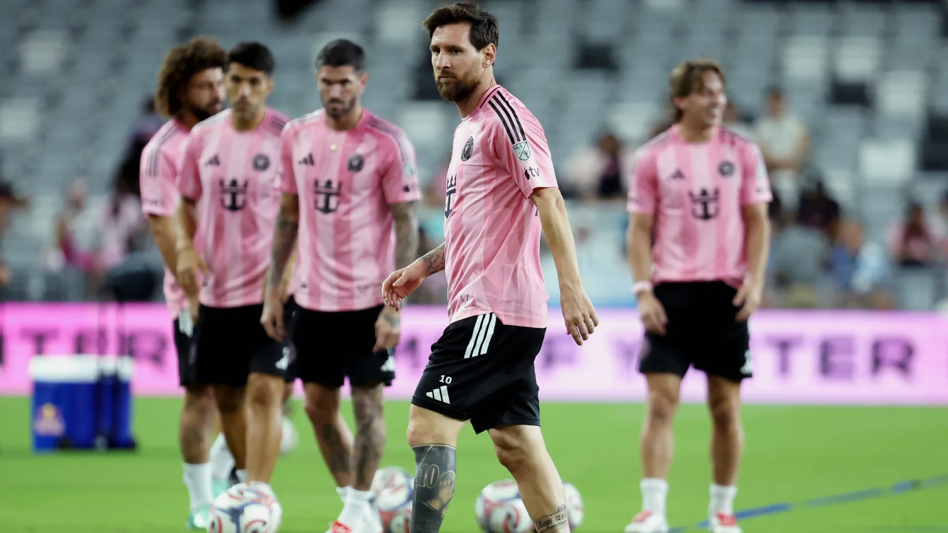Lionel Messi #10 of Inter Miami during a training session (Source: Leonardo Fernandez/Getty Images)