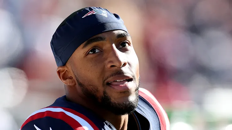 TreVeyon Henderson running back of the New England Patriots