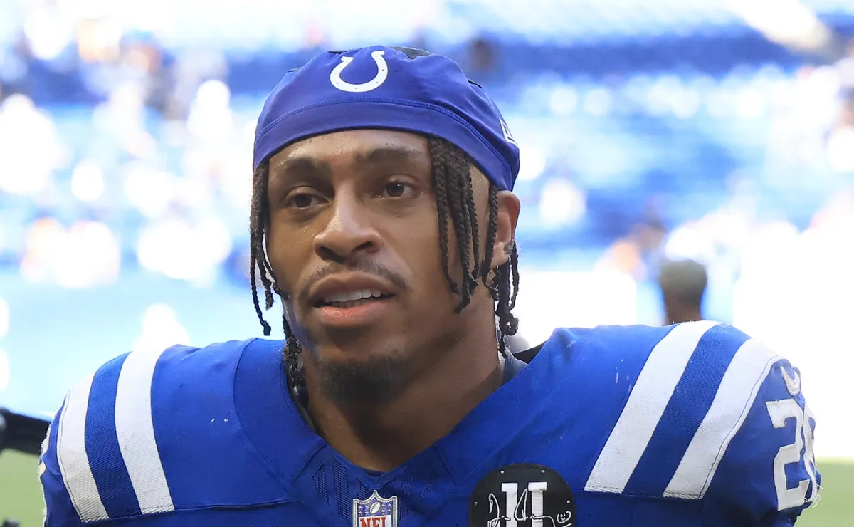 NY Giants trade for Jonathan Taylor with Colts faces key obstacle as multiple teams target star RB