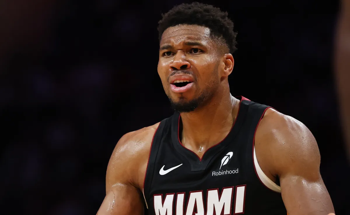 Giannis Antetokounmpo offers self-criticism after Heat’s poor start to the 2026-27 NBA season