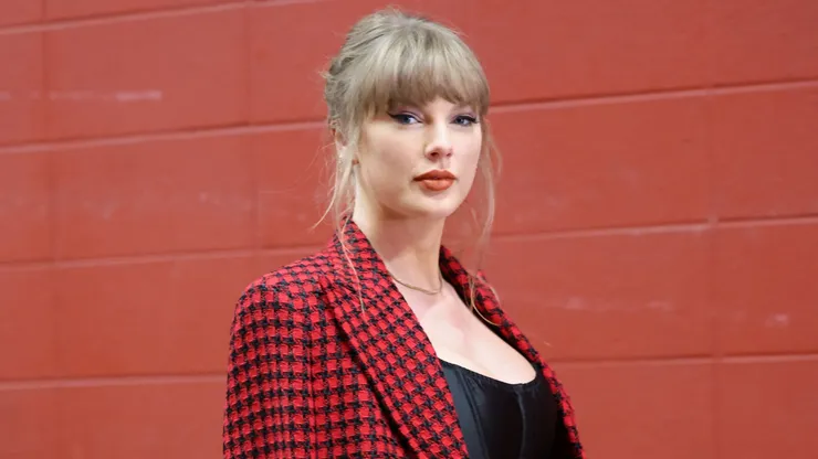 Taylor Swift looks on prior to a Kansas City Chiefs game