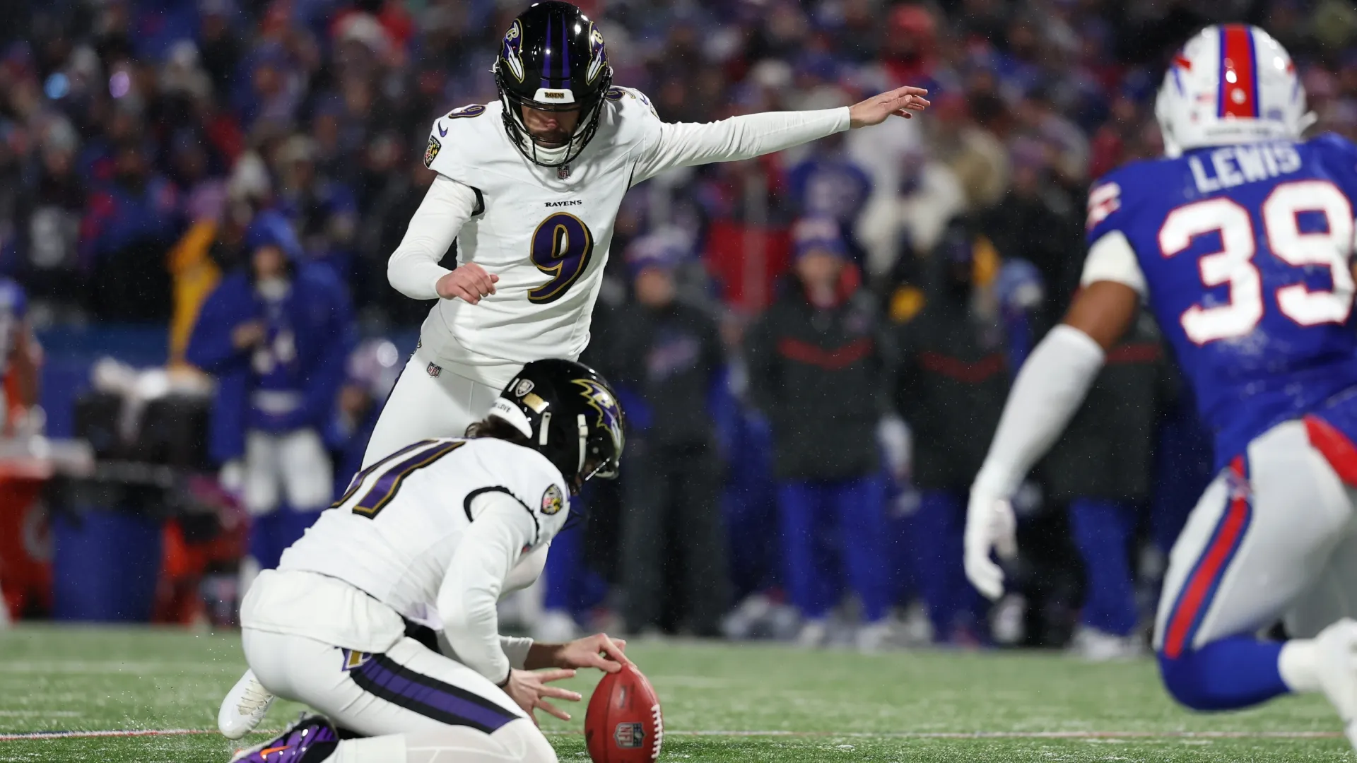 Justin Tucker while playing for the Baltimore Ravens
