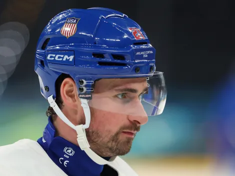 Red Wings reportedly need help from another NHL team to complete Dylan Larkin trade
