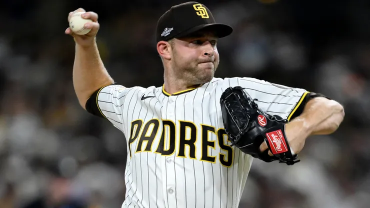 Michael King #34 of the San Diego Padres pitches.