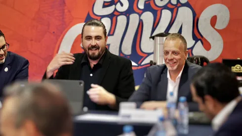 Amaury Vergara recibió a la comitiva de la FIFA en el Estadio Akron