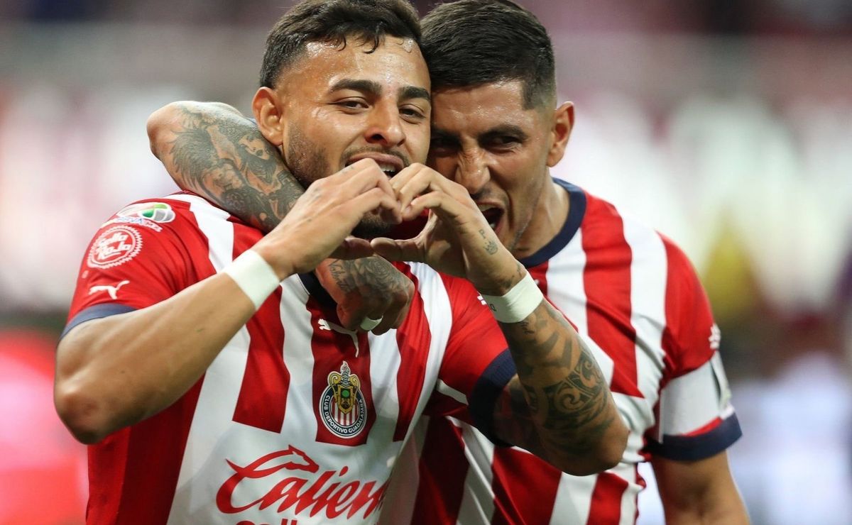 El recadito de Alexis Vega tras guiar a Chivas a confirmar el pase ...