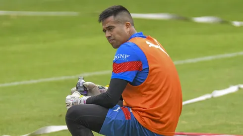 Los dos porteros que son candidatos para llegar a Chivas: ¡NINGUNO ES CARLOS ACEVEDO!