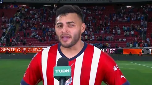 El delantero de Chivas pronunció una emotiva promesa que encantó a la afición del Guadalajara