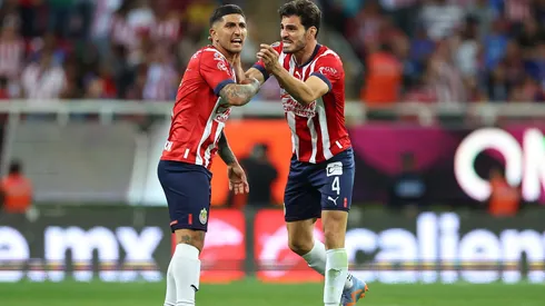 El entrenador del Guadalajara salió a aclarar el malentendido que se armó entre Pocho Guzmán y Pollo Briseño