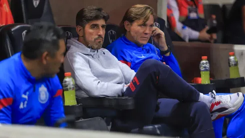 ¡Otra expulsión y hasta con agresión!