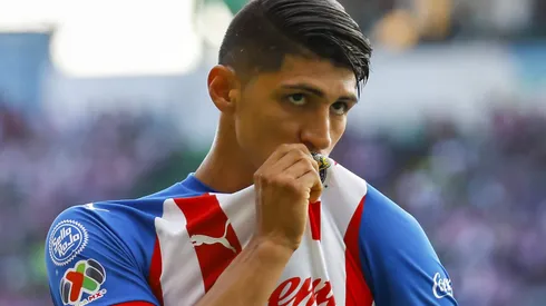 Chivas se acerca a Alan Pulido .
