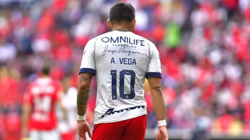 Alexis Vega dio un par de asistencias claves para meter a Chivas en la Final pero sigue en deuda con el gol