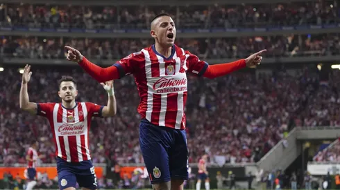 ¿Cuántos partidos se perderá el Piojo Alvarado con Chivas?