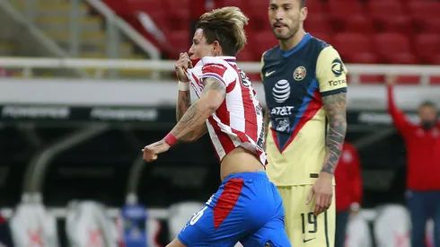 Cristian Calderón es de los jugadores que ha sido clave para Chivas en Liguilla en estos últimos tiempos