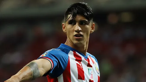 ¡ATENCIÓN! Fernando Hierro va en serio por Alan Pulido como refuerzo para Chivas
